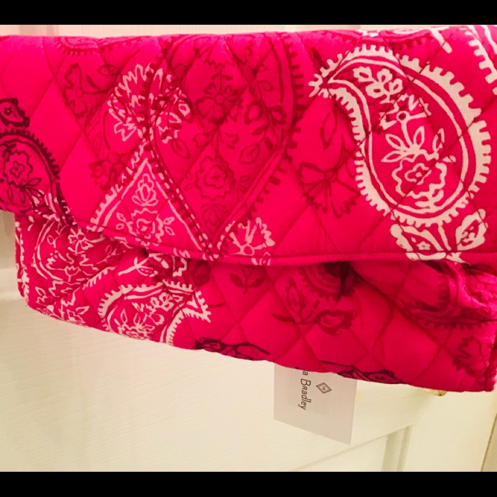Beautiful Vera Bradley crossbody bag